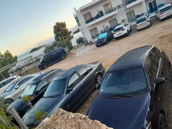 Stüdyo, Bahçe Manzaralı