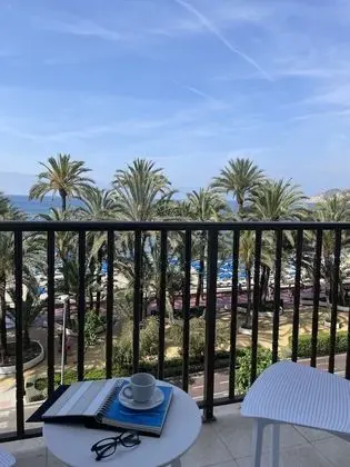 Deluxe Tek Büyük Yataklı Oda, Teras, Deniz Manzaralı