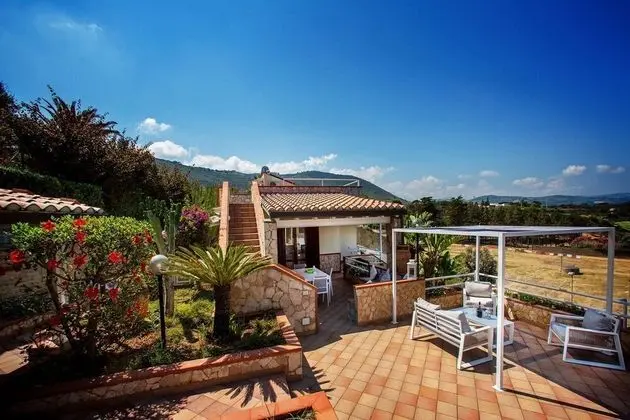 Villa, 5 Yatak Odası, Balkon