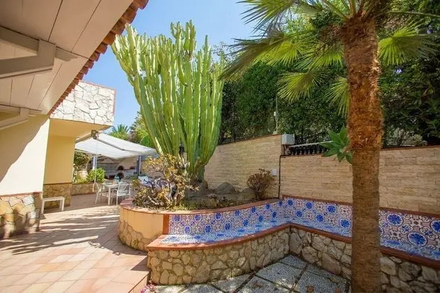 Villa, 5 Yatak Odası, Balkon