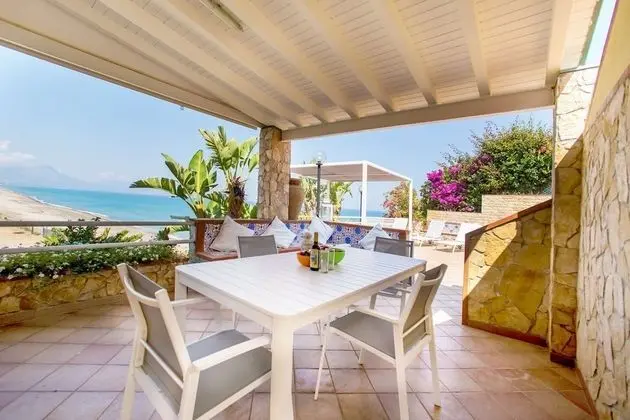 Villa, 5 Yatak Odası, Balkon
