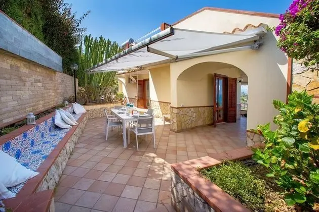 Villa, 5 Yatak Odası, Balkon