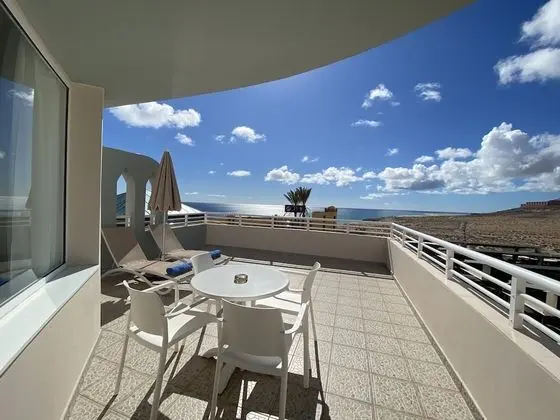 Junior Süit, Deniz Manzaralı (2 adults + 2 children)