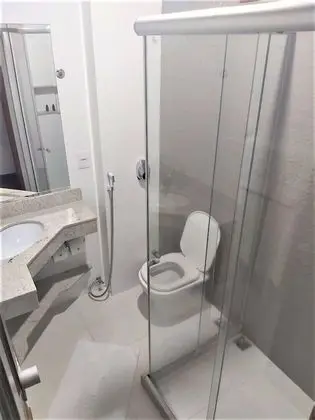 Standard Tek Büyük veya İki Ayrı Yataklı Oda, Havuz Manzaralı