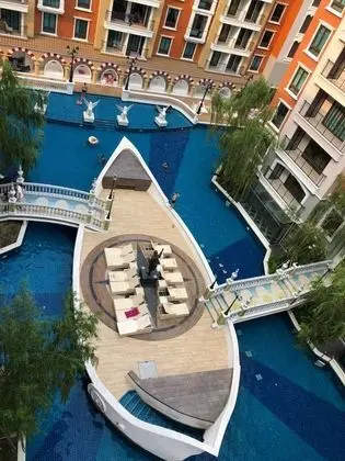 1-Bedroom Condo with Pool View