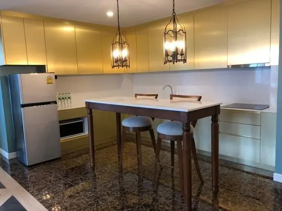 2-Bedroom Condo with Pool View