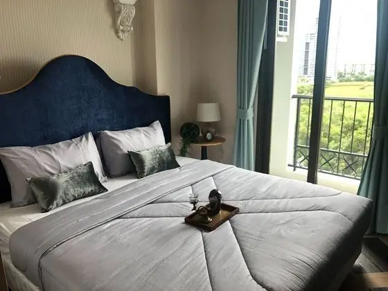 Deluxe Double with City View