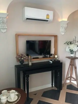 Deluxe Double with City View