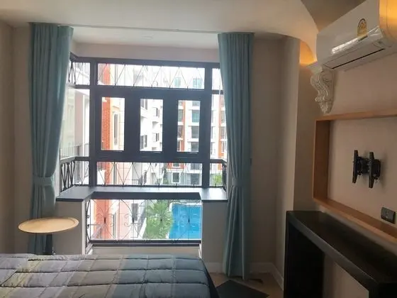 Deluxe Double with Pool View