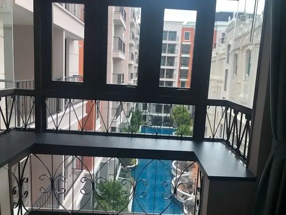 Deluxe Double with Pool View