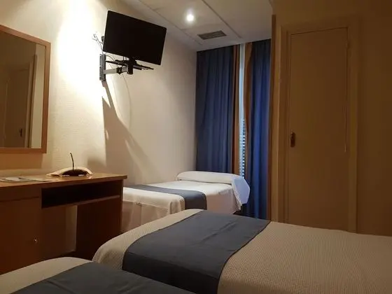 Üç Kişilik Oda, Balkon