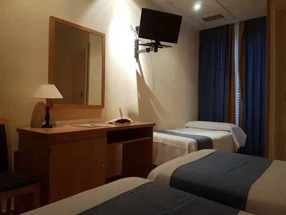 Üç Kişilik Oda, Balkon