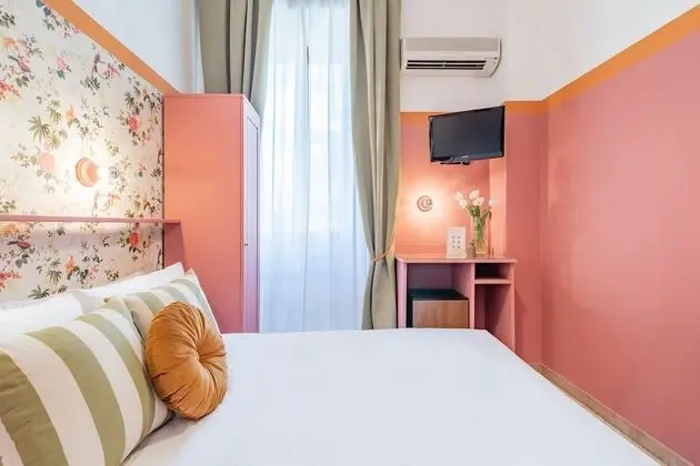 Tek Büyük veya İki Ayrı Yataklı Oda