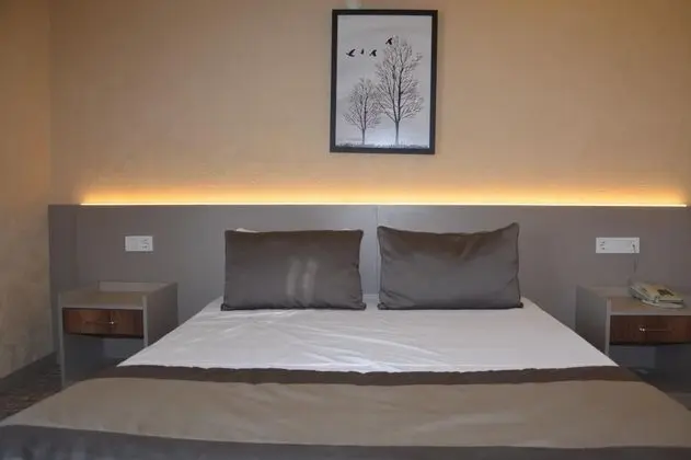 Standart Oda, Orman veya Havuz Manzaralı, Balkonlu