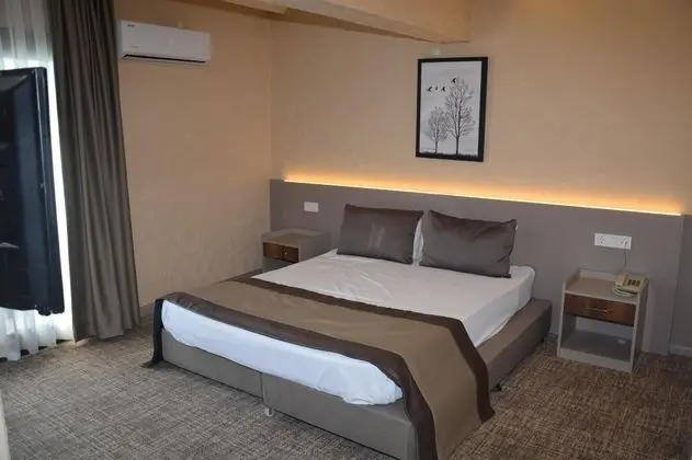 Standart Oda, Orman veya Havuz Manzaralı, Balkonlu