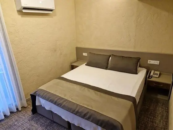 Standart Oda, Orman veya Havuz Manzaralı, Balkonlu