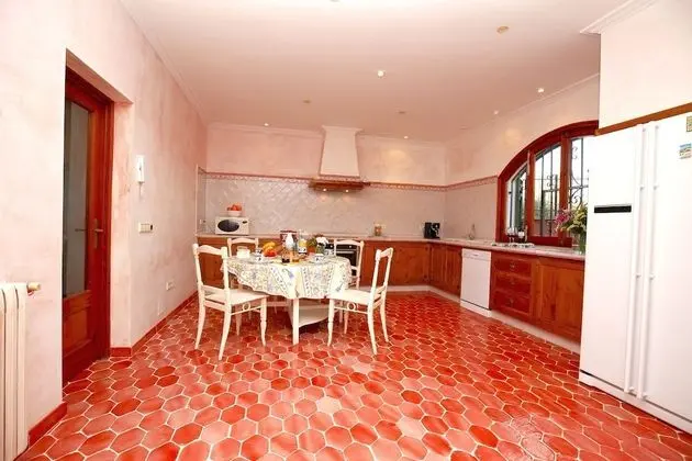 Villa, 5 Yatak Odası, Kişiye Özel Havuzlu, Bahçe Manzaralı