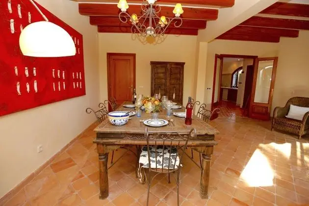 Villa, 5 Yatak Odası, Kişiye Özel Havuzlu, Bahçe Manzaralı