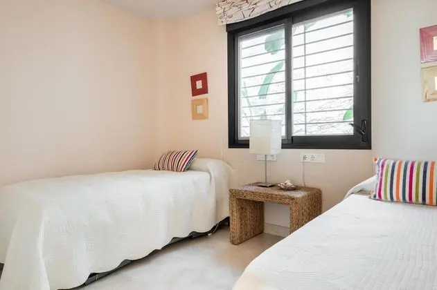 Apart Daire, 2 Yatak Odası, Deniz Manzaralı