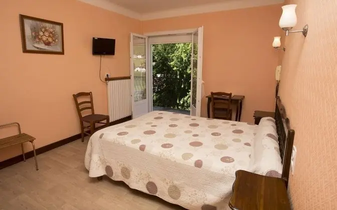 Tek Büyük Yataklı Oda, 1 Çift Kişilik Yatak, Sigara İçilmez