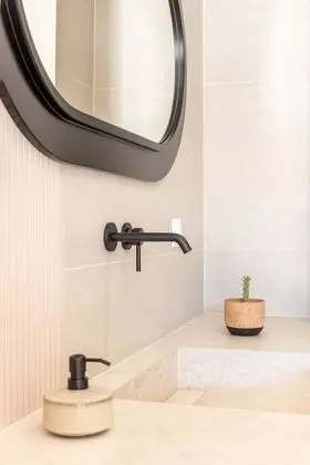 Luxury Stüdyo, Sıcak Su Havuzu, Plaj Manzaralı