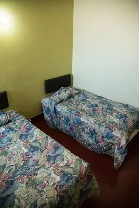 Oda, 2 Tek Kişilik Yatak