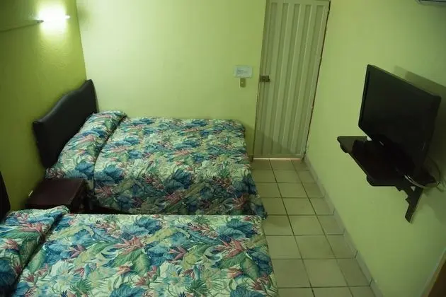 Üç Kişilik Oda