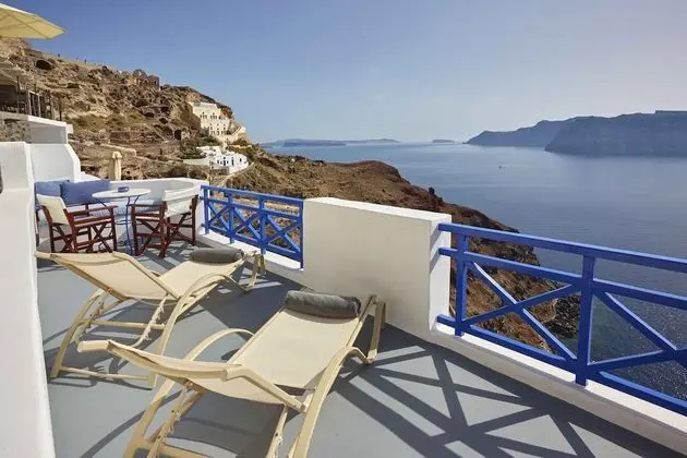 Premium Studio with Sunset View