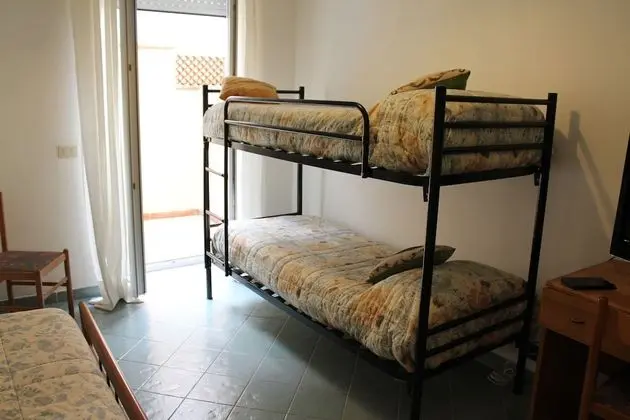 Standard Dört Kişilik Oda