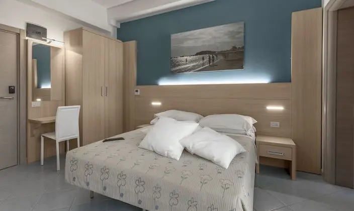 Dört Kişilik Oda (Perla)