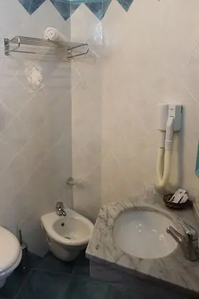 Tek Büyük Yataklı Oda (Acquamarina)