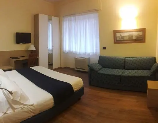 Economy Tek Büyük veya İki Ayrı Yataklı Oda