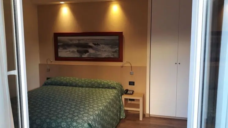 Economy Tek Büyük veya İki Ayrı Yataklı Oda, Balkon