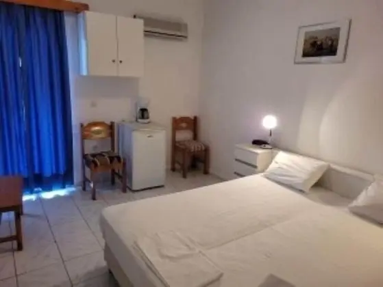 Basic Tek Büyük veya İki Ayrı Yataklı Oda