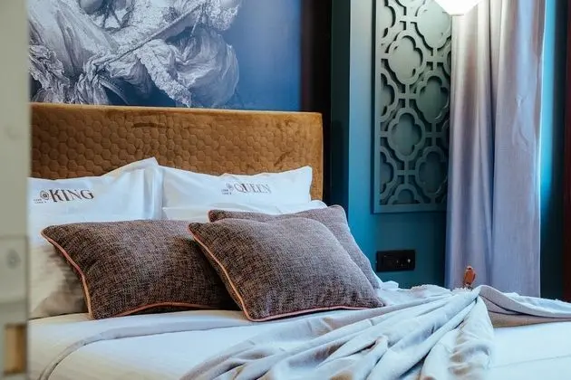 Deluxe Tek Büyük Yataklı Oda