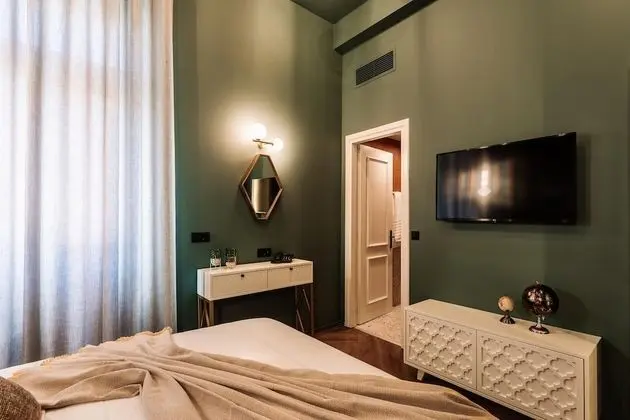 Deluxe Tek Büyük Yataklı Oda