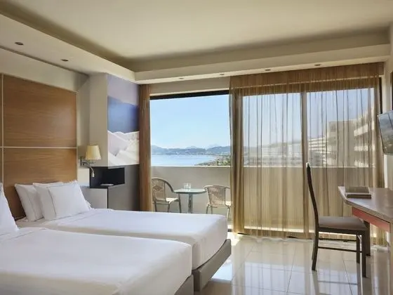 Tek Büyük Yataklı Oda, Deniz Manzaralı