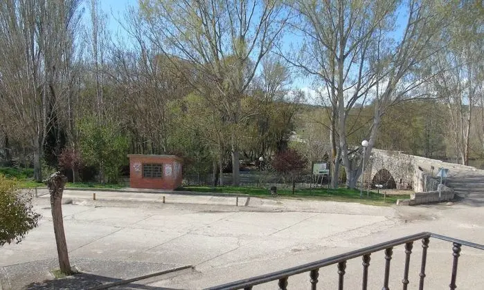 İki Ayrı Yataklı Oda (2)