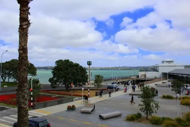 Tek Büyük veya İki Ayrı Yataklı Oda (Victoria)
