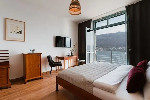 Panoramic Tek Büyük veya İki Ayrı Yataklı Oda, Göl Manzaralı