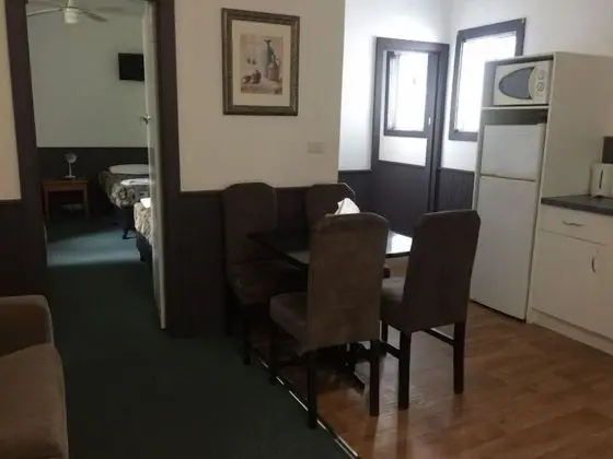 Family Oda, Sigara İçilmez