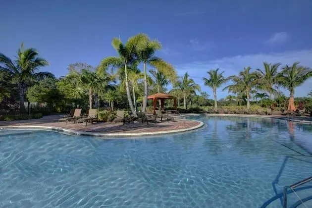 Ev (Esplanade by Siesta Key)