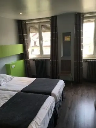 Üç Kişilik Oda