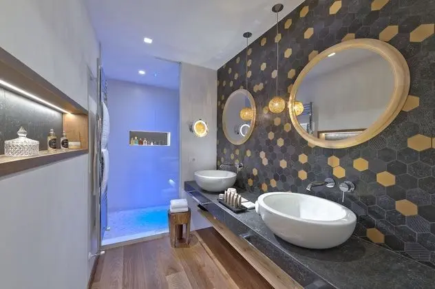 Design Süit, Kişiye Özel Havuzlu