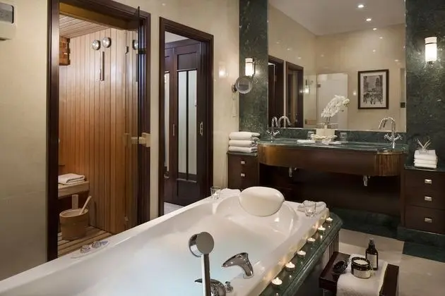 Esplanade Suite, 1 King Bed
