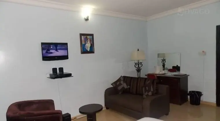 Standard Tek Büyük Yataklı Oda