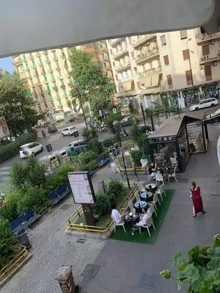 Tek Büyük Yataklı Oda (Carlo&Andrea)