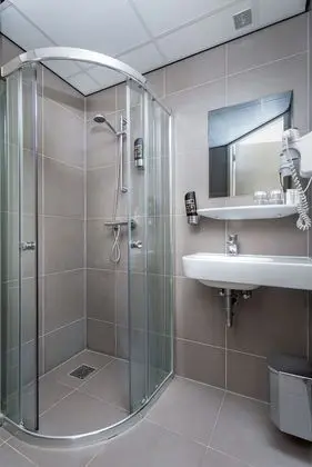 Tek Büyük Yataklı Oda, 2 Yatak Odası, Bağlantılı Odalar