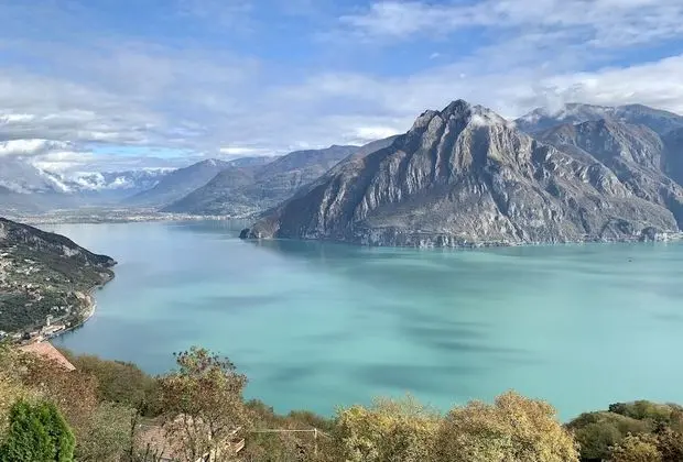 Tek Büyük Yataklı Oda, Göl Manzaralı (White)