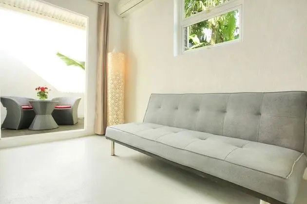 Luxury Oda